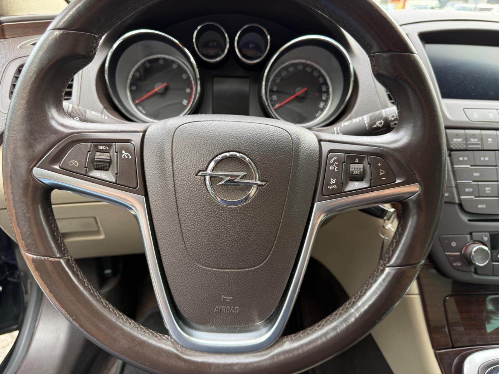 Opel Insignia 2013 — photo 14