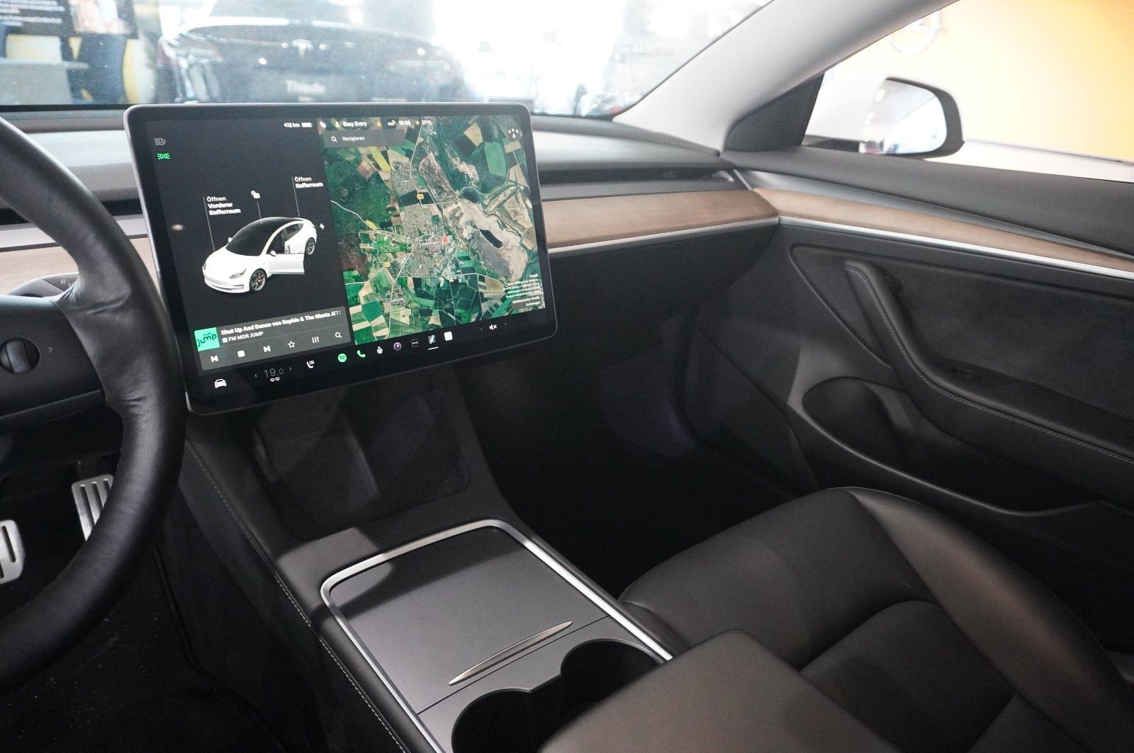 Fahrzeugabbildung Tesla Model 3 PERFORMANCE DUAL-MOTOR NAVI/LED/PILOT+