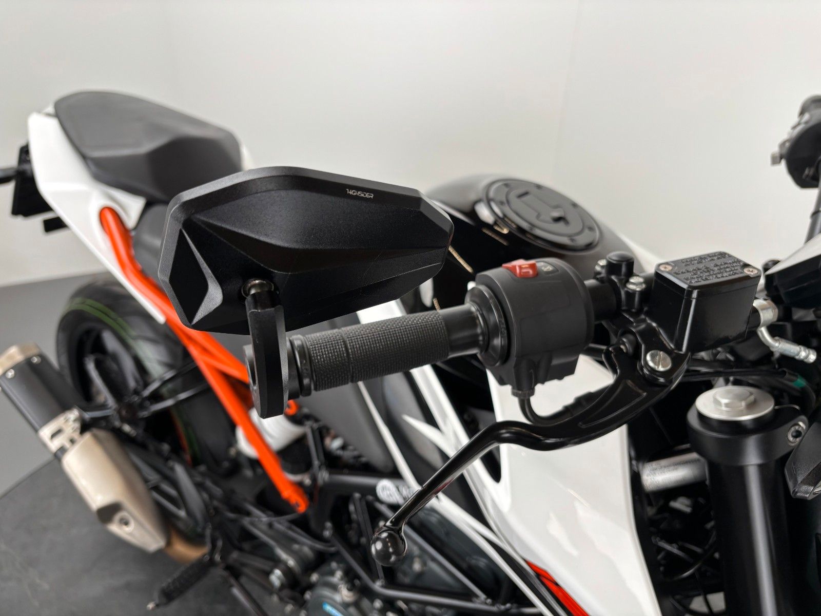 Fahrzeugabbildung KTM DUKE 125 *SERVICE NEU *KURZES HECK