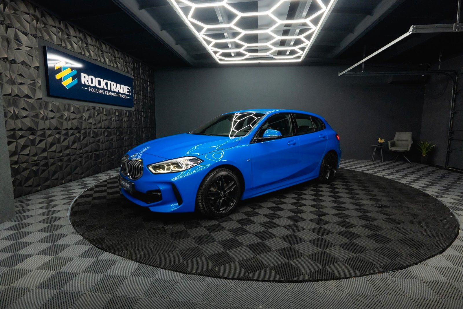 Fahrzeugabbildung BMW 118i M Sport Twin-Turbo Shadow Line *LED*DAB*