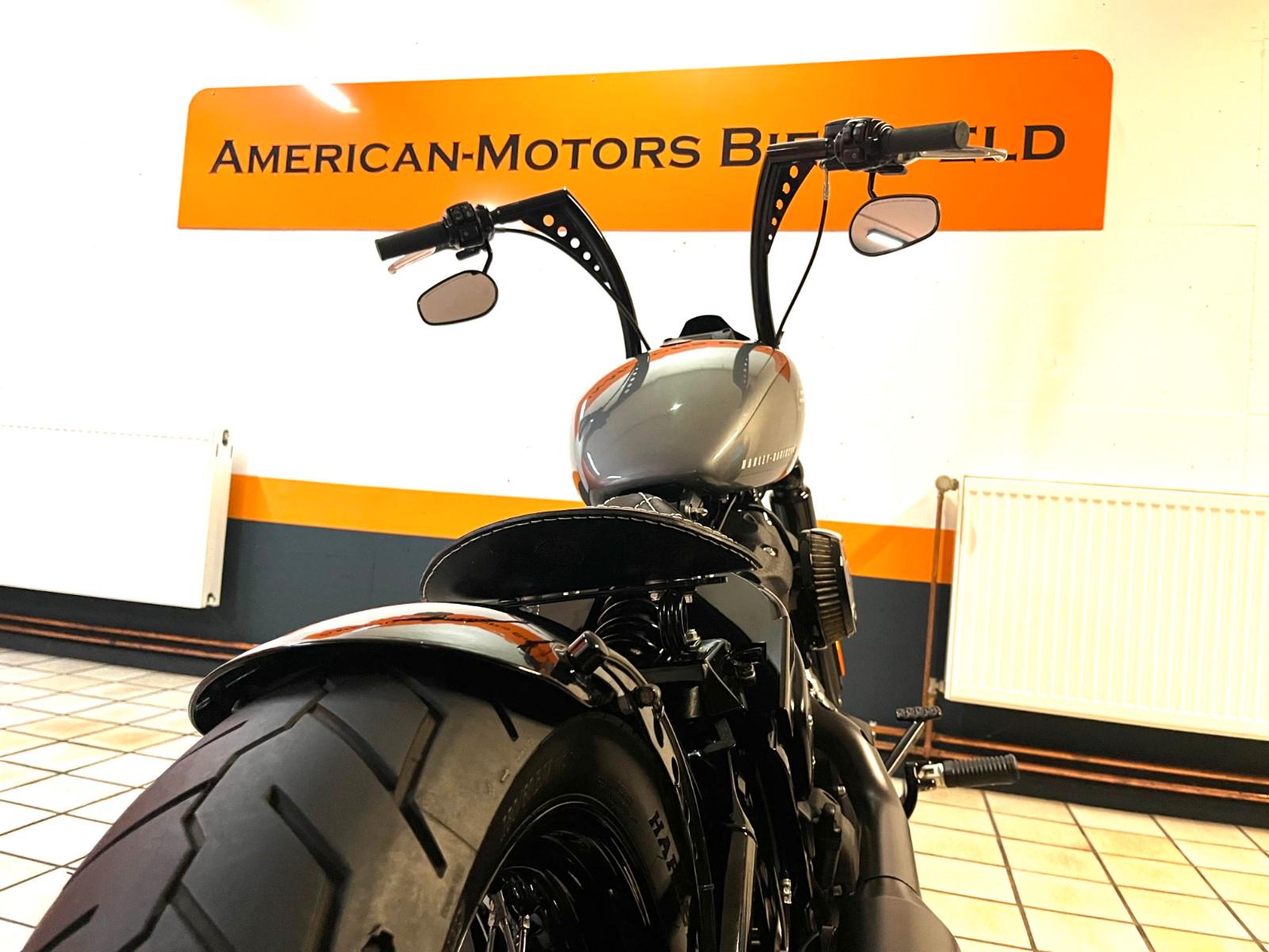 Harley-Davidson Street Bob 114 BOBBER 180R - DT. FZG.! 3.127KM!!