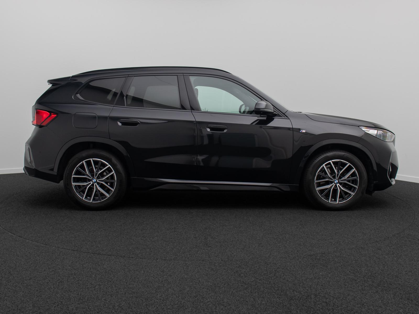 BMW X1 sD20i M Sport AHK 360°ACC HUD DAB Komfort 18", миниатюра 5