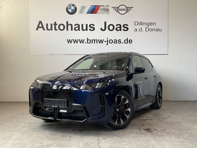 BMW iX xDrive45 Harman Kardon Surround | Sitzbelüftu