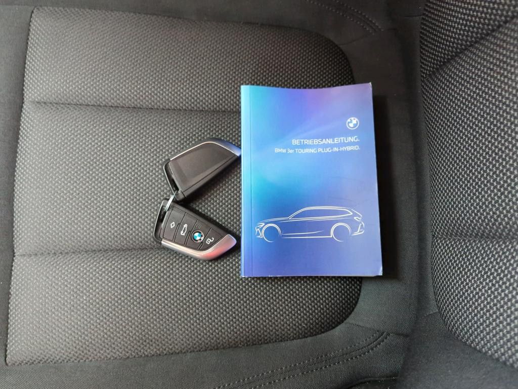 BMW 320 e Kamera*LED*Navi+*LiveCP*Driving*Parkassist foto 20