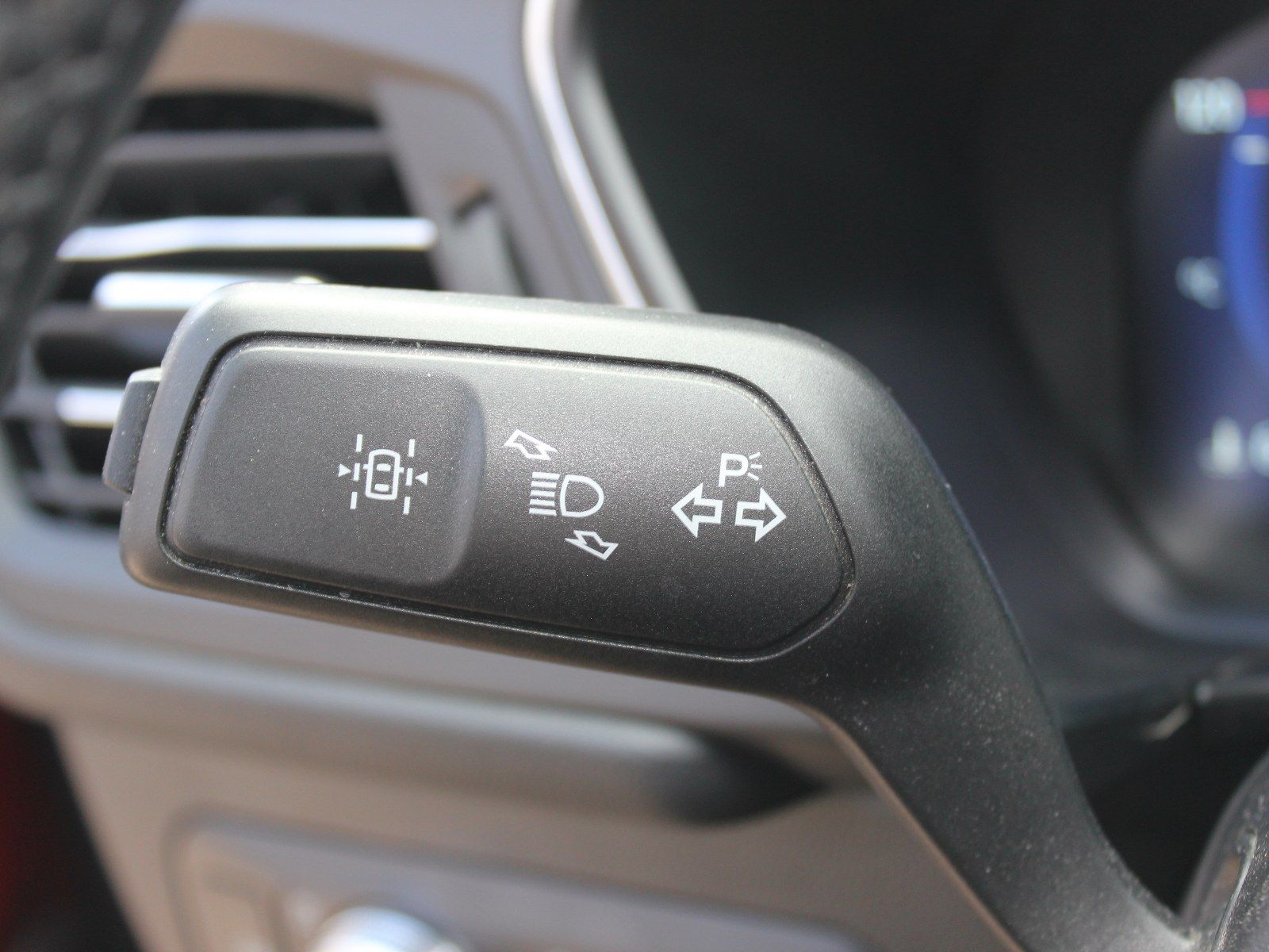 Fahrzeugabbildung Ford Kuga Plug-In Hybrid Titanium 2,5 Duratec