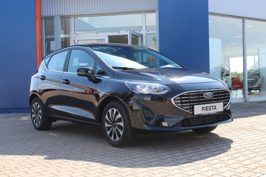 Fahrzeugdetailseite 1 Fahrzeugabbildung Ford Fiesta TITANIUM