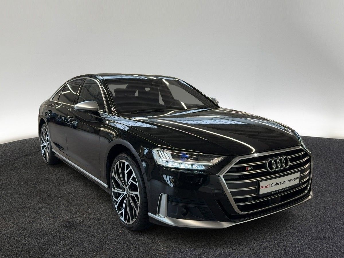 Audi S8 - Bild 6
