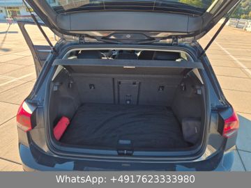 Volkswagen Golf - 8