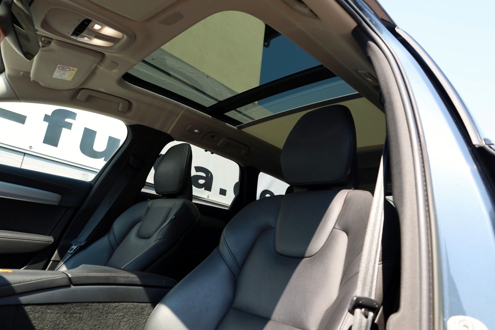 Fahrzeugabbildung Volvo V90 CC Ultimate AWD PanDach,HUD,ACC,Harman/K,AHK