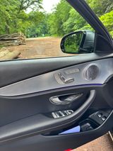 Mercedes-Benz E 220 d 4MATIC T All-Terrain MB-100  - Mercedes-Benz: D100