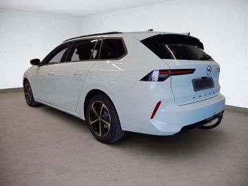 Fotografie 4 des Opel Astra Sports Tourer 1.2 Turbo Automatik GS
