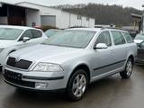 Skoda Octavia Combi Elegance 4X4*NEU*TÜV*AHK*150PS* - Skoda Octavia aus 2008: Kombi