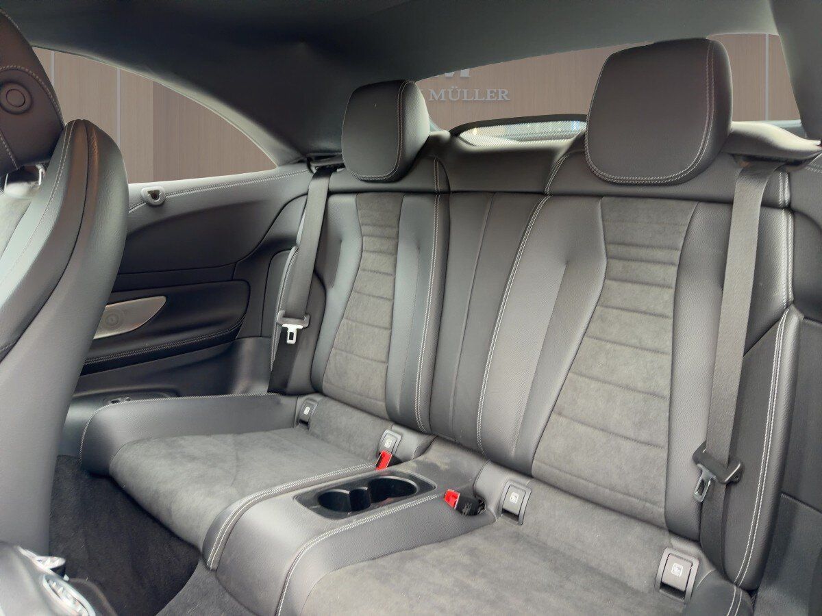 Mercedes-Benz E 200 Cabrio AMG 360 Night DISTR STANDHZG BURMES foto 7