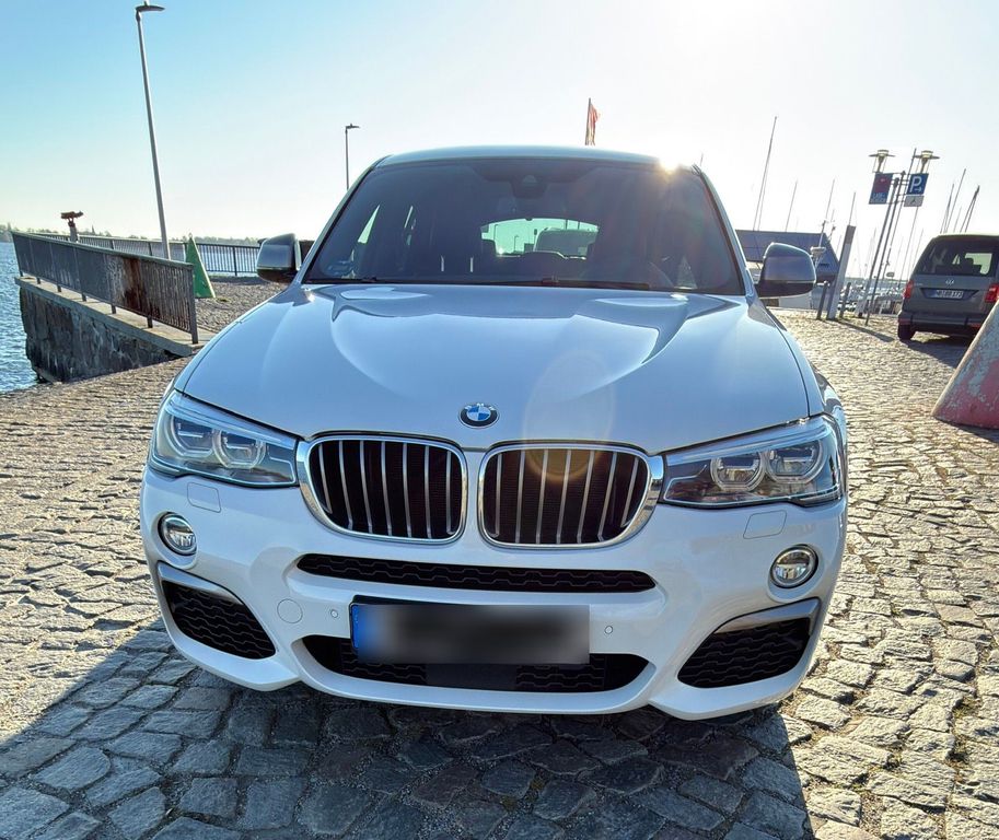 Image of BMW X4 M40