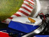 Honda VFR750R RC30 - Offers matching your search criteria