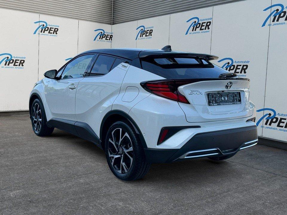Toyota C-HR Hybrid Team D - LED , SHZ, RFK , PDC uvm.
