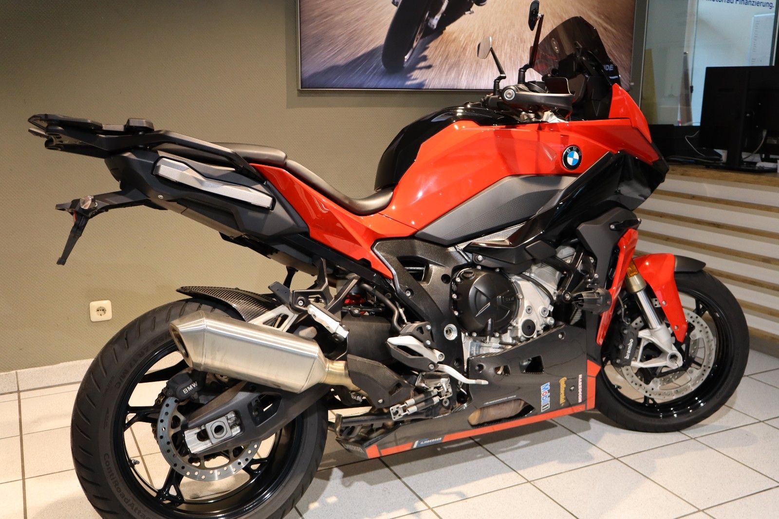 Fahrzeugabbildung BMW S1000XR mit Repair Inclusive