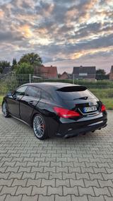 Mercedes-Benz CLA 45 AMG Shooting Brake CLA 45 AMG SPEEDSH... - Mercedes-Benz CLA 45 AMG Shooting Brake Benziner Gebrauchtwagen
