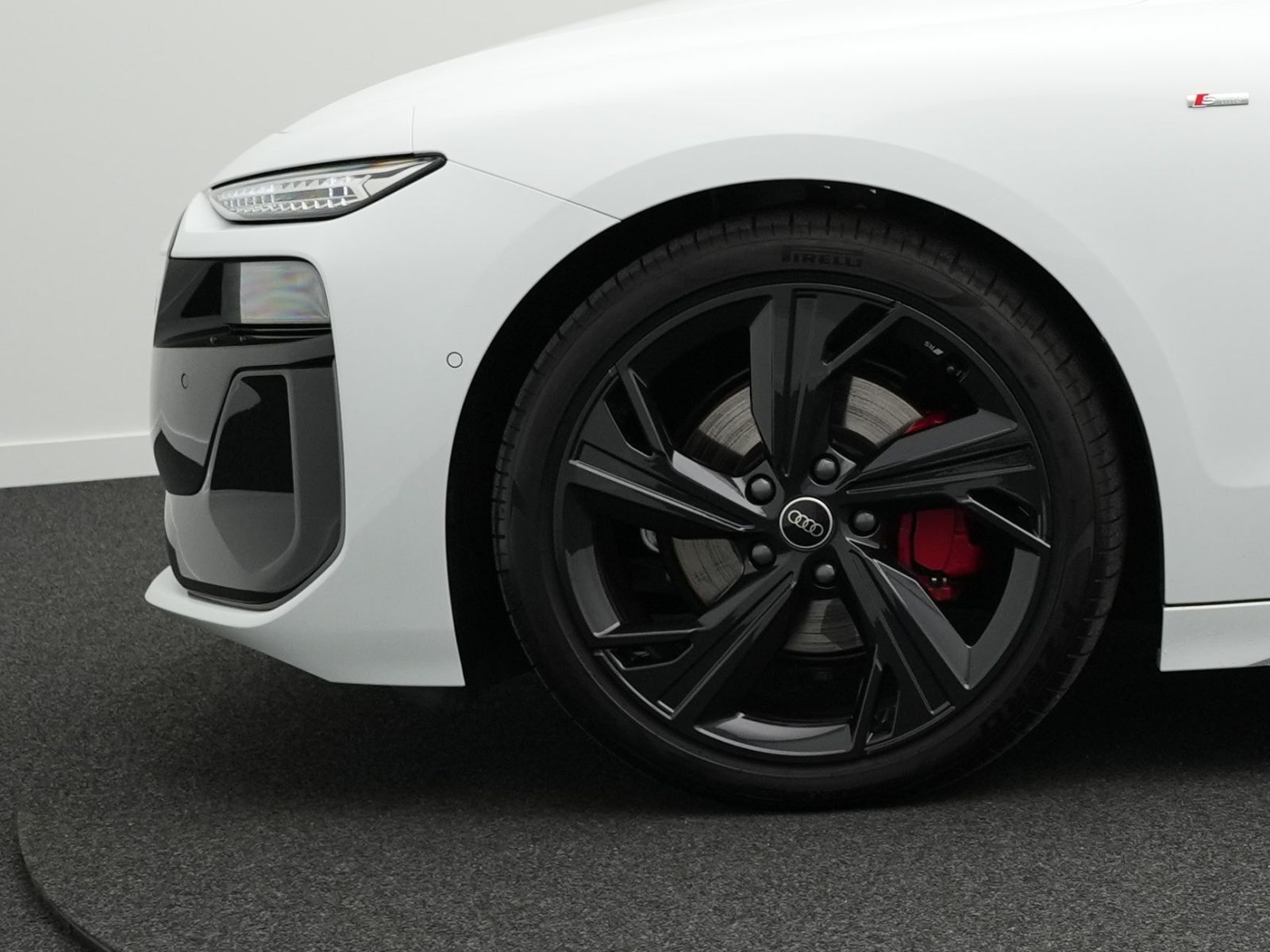 Audi A6 e-tron - Bild 13