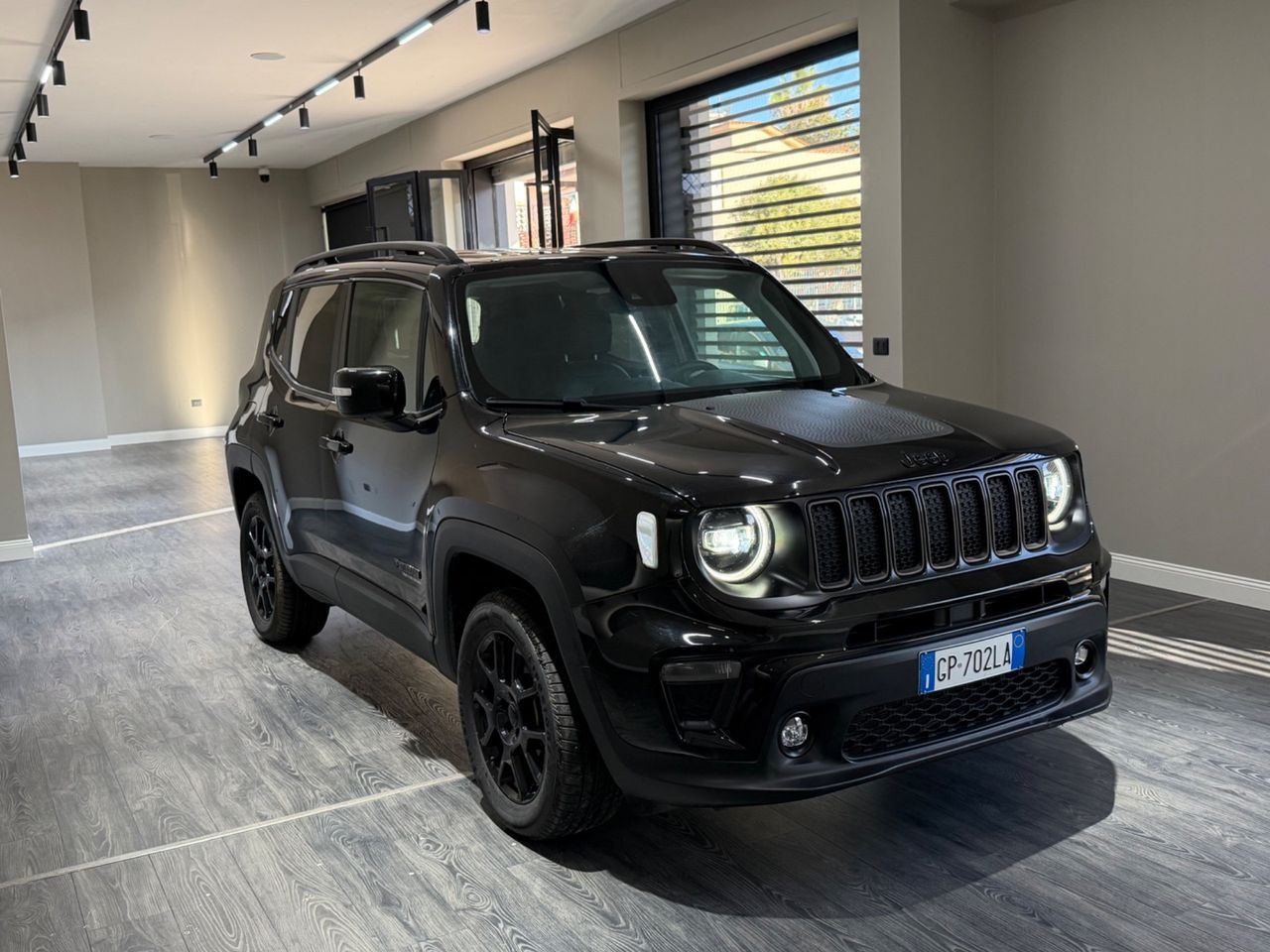 Jeep Renegade 1.3 IBRIDA 4xe FULL BLACK imagem 3
