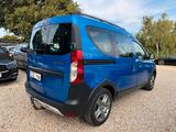 Dacia Dokker Stepway 1.Hand*AHK*Navi*Kamera*SitzHz. - Dacia Dokker Gebrauchtwagen in Berlin
