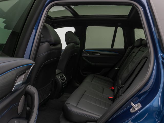 Foto Nummer 24: BMW iX3
