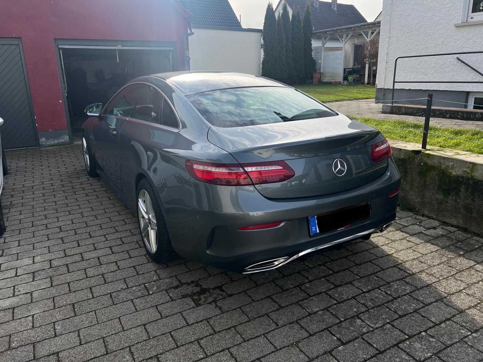 Mercedes-Benz E 200  Coupé AMG-Line LED Widescreen 