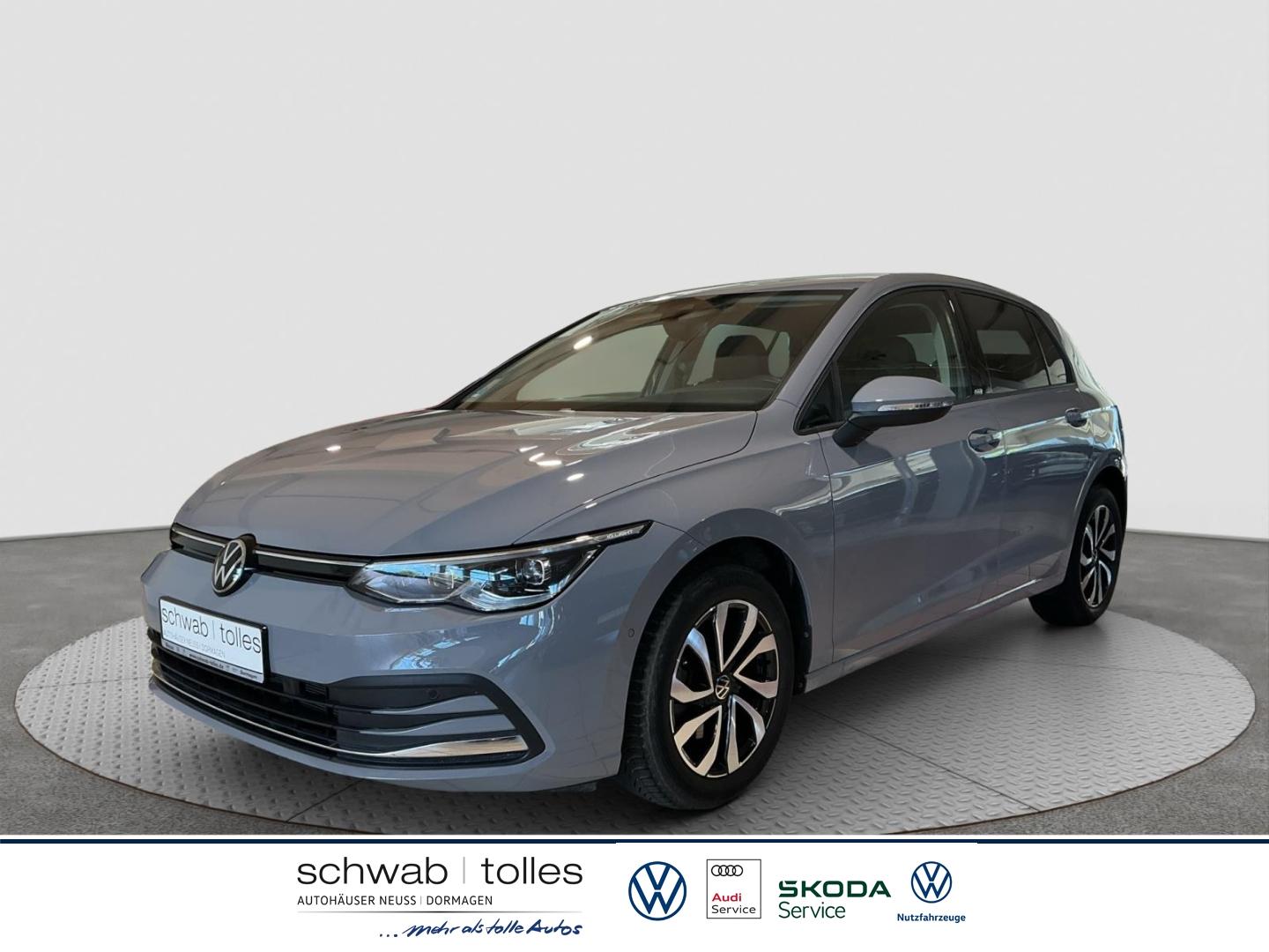 Volkswagen Golf VIII 1.0 eTSI 7-DSG Active ACC IQLIGHT Side