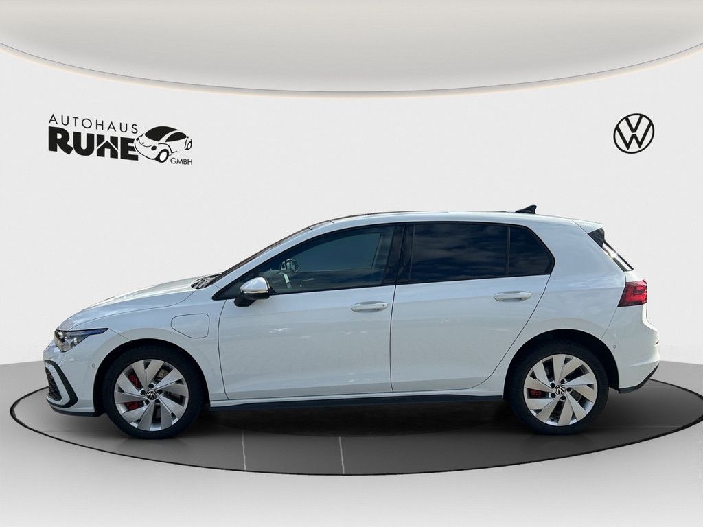 Volkswagen Golf VIII GTE 1.4 eHybrid 110 kW DSG foto 2