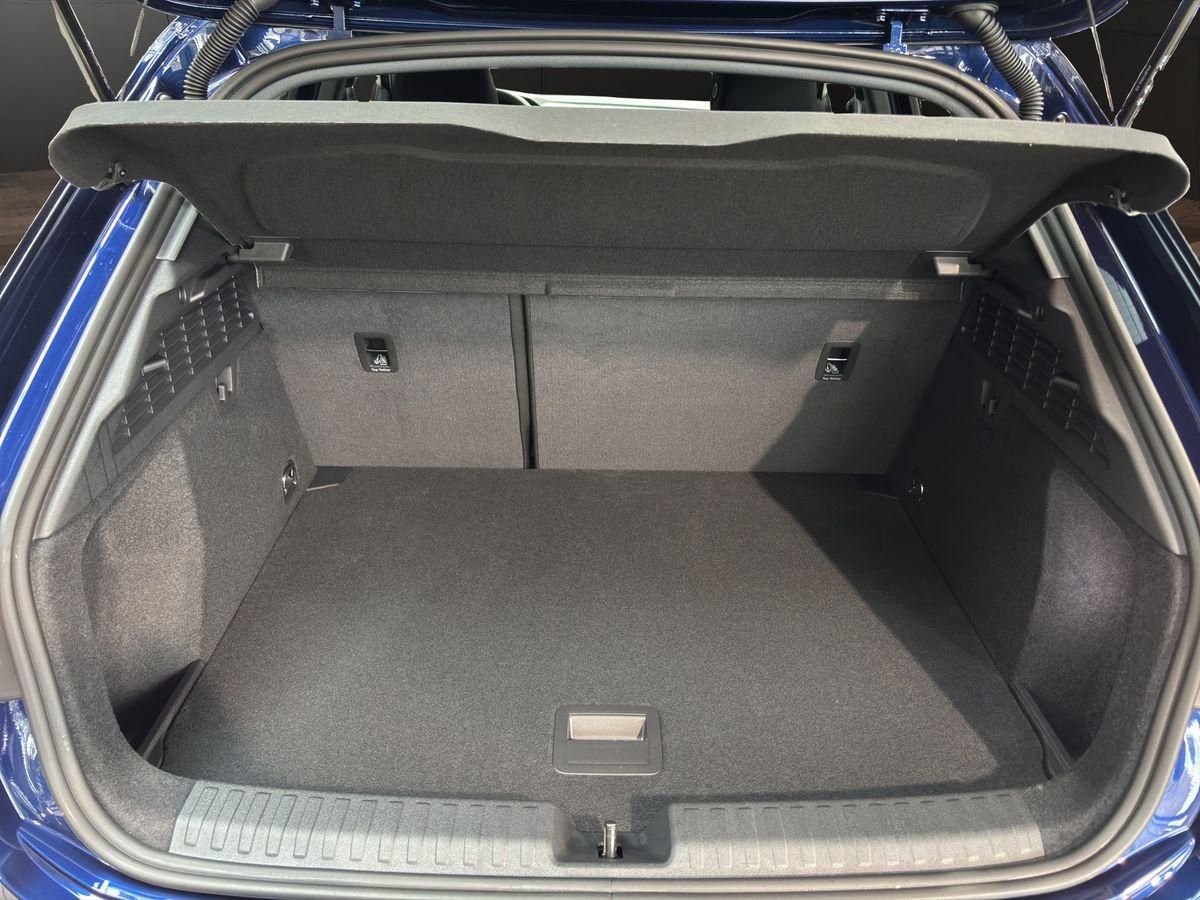 A3 35 TFSI S line S-Tronic LED KLIMAAUTO RFK