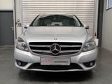Mercedes-Benz B 200 Automatik/2. Hand/Scheckheft - Mercedes-Benz B 200: Limousine