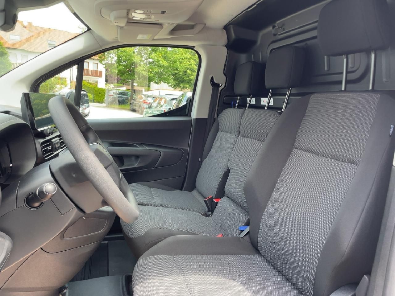 Fahrzeugabbildung Toyota Proace City L1 Meister 1,5L Full Link Freisprech