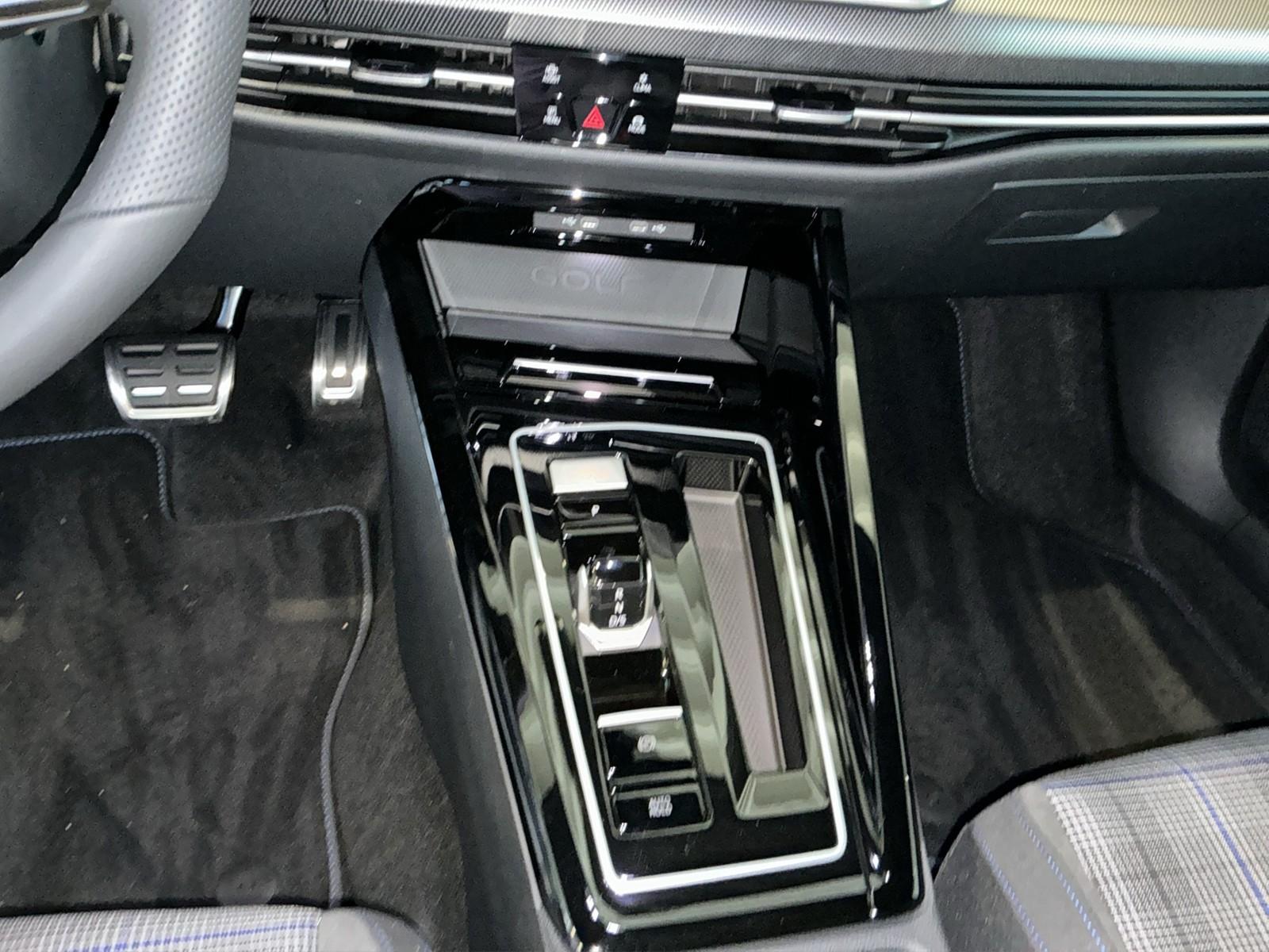 Volkswagen Golf 1.5 eTSI GTE DSG AHK+Navi+LED+ACC, миниатюра 12