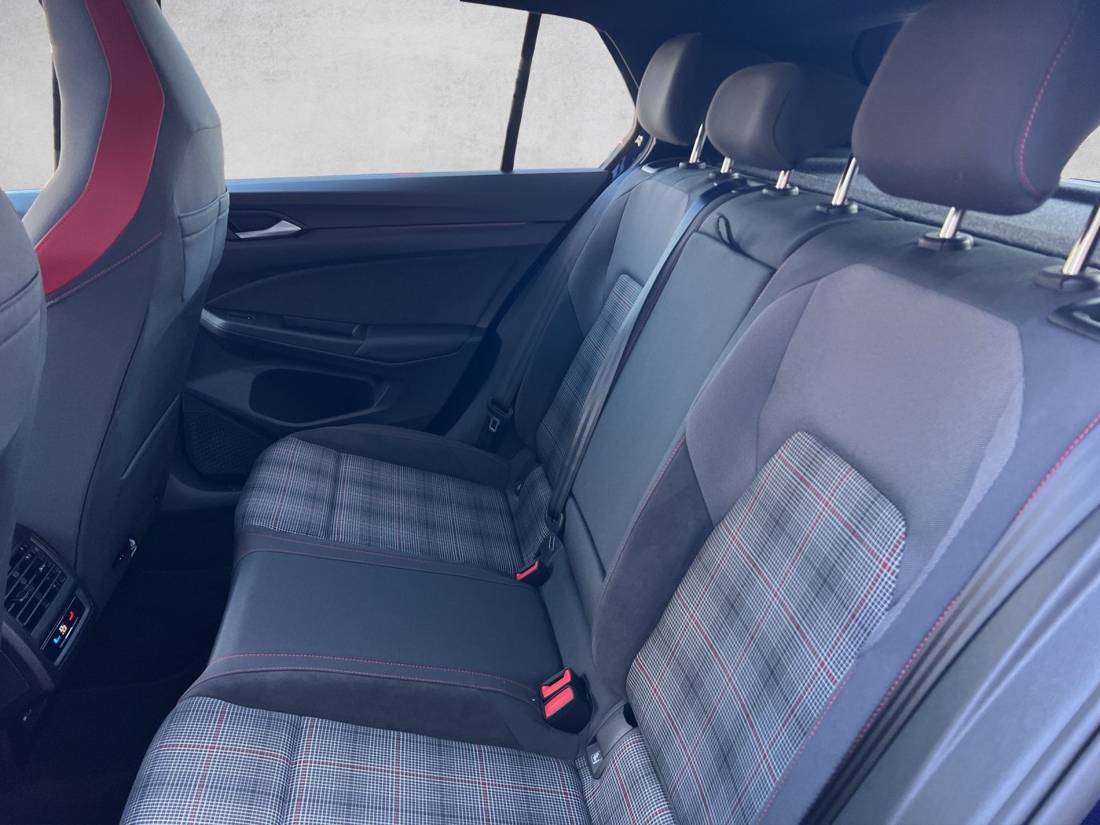 Golf VIII GTI 2.0 TSI DSG Pano*ACC*Kamera*LED