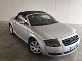 Audi TT Roadster 1.8 T 20V - Audi TT aus 2003: Roadster