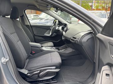 BMW 120 DAB LED Komfortzg. Parkassistent Klimaaut.