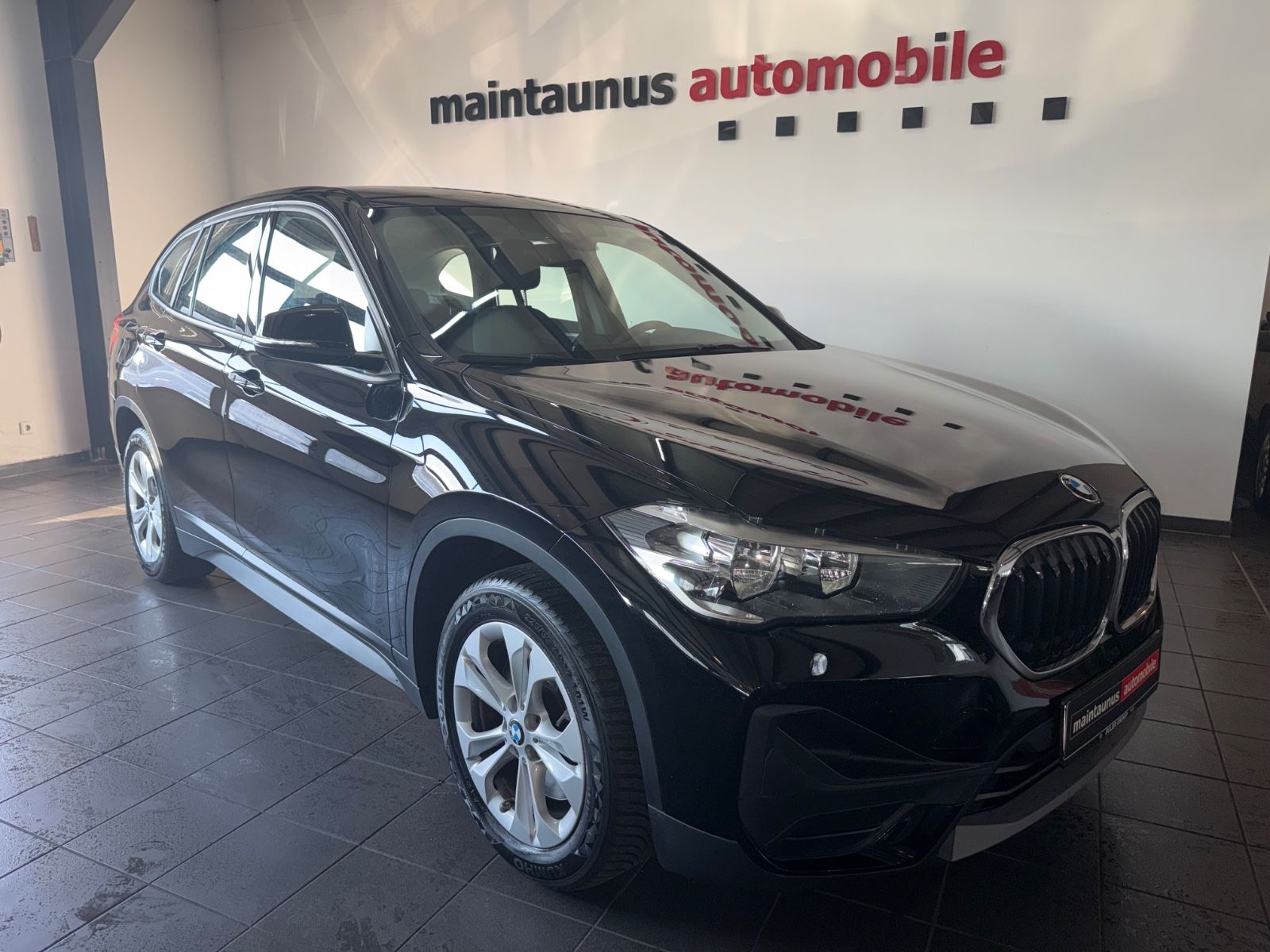 BMW X1 - 1
