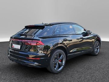 Audi Q8 - 4