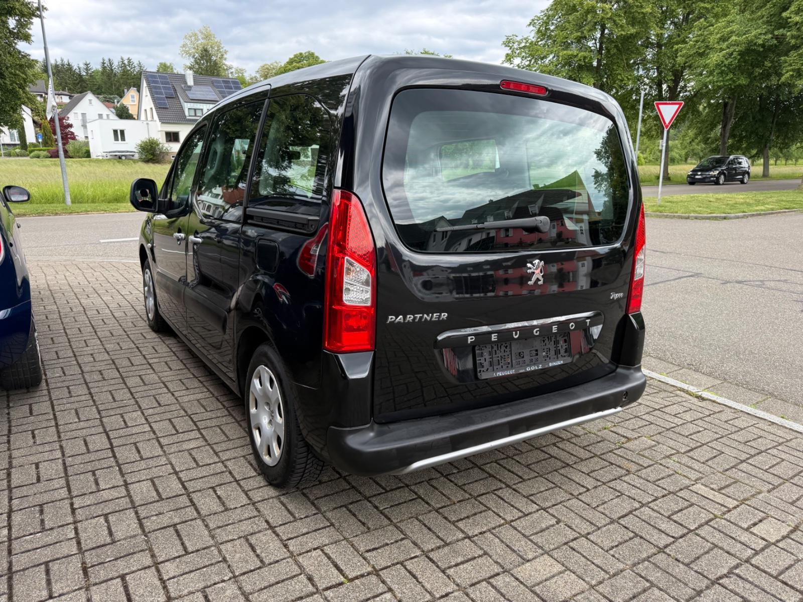 Peugeot Partner Tepee Tendance 5 Sitze Klima