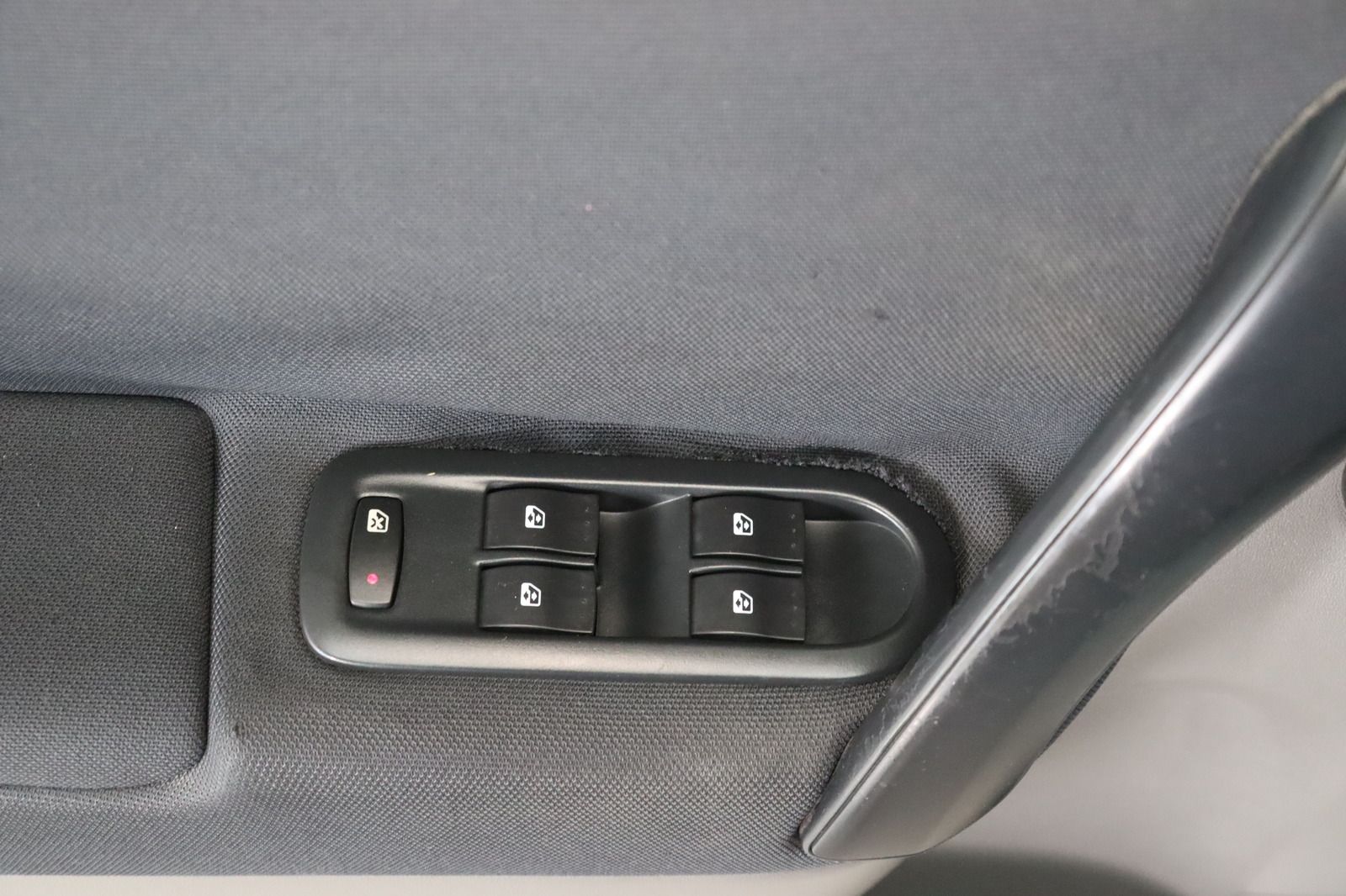 Fahrzeugabbildung Renault Megane Scenic 1.6 16V * Klima * Isofix