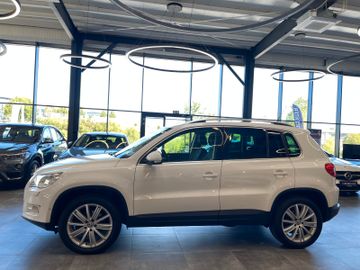 Volkswagen Tiguan Team 4Motion *Parkassistent*Navi*Kamera*
