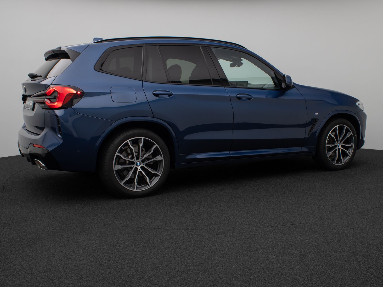Fahrzeugabbildung BMW X3 xD20i M Sport Kamera Panorama DAB HiFi 20Zoll