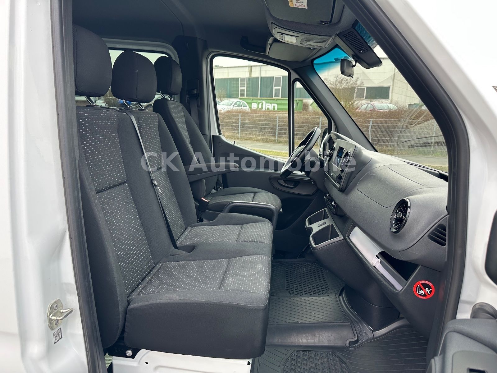 Fahrzeugabbildung Mercedes-Benz Sprinter III Tourer 316 CDI Autom/9 Sitze/Kamera