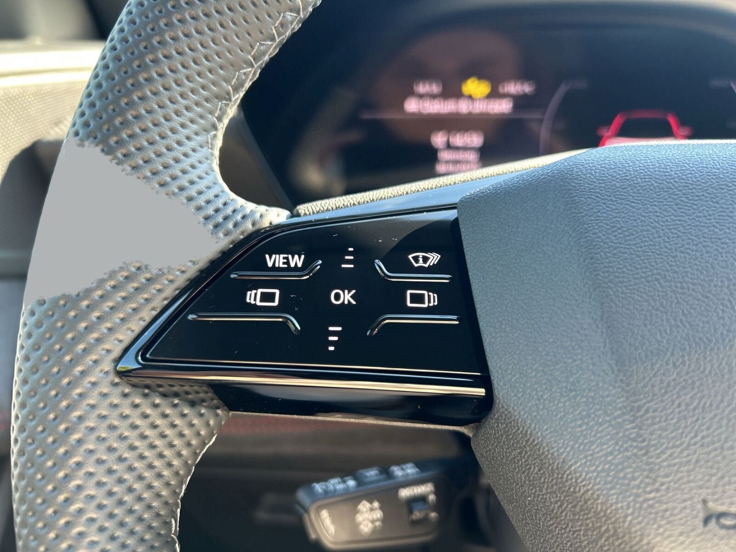 Audi Q6 e-tron SUV PERFORMANCE LED PANO HUD TECHP AHK foto 14