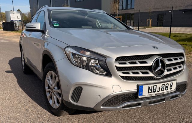 MERCEDES-BENZ GLA 200 GLA GLA 200