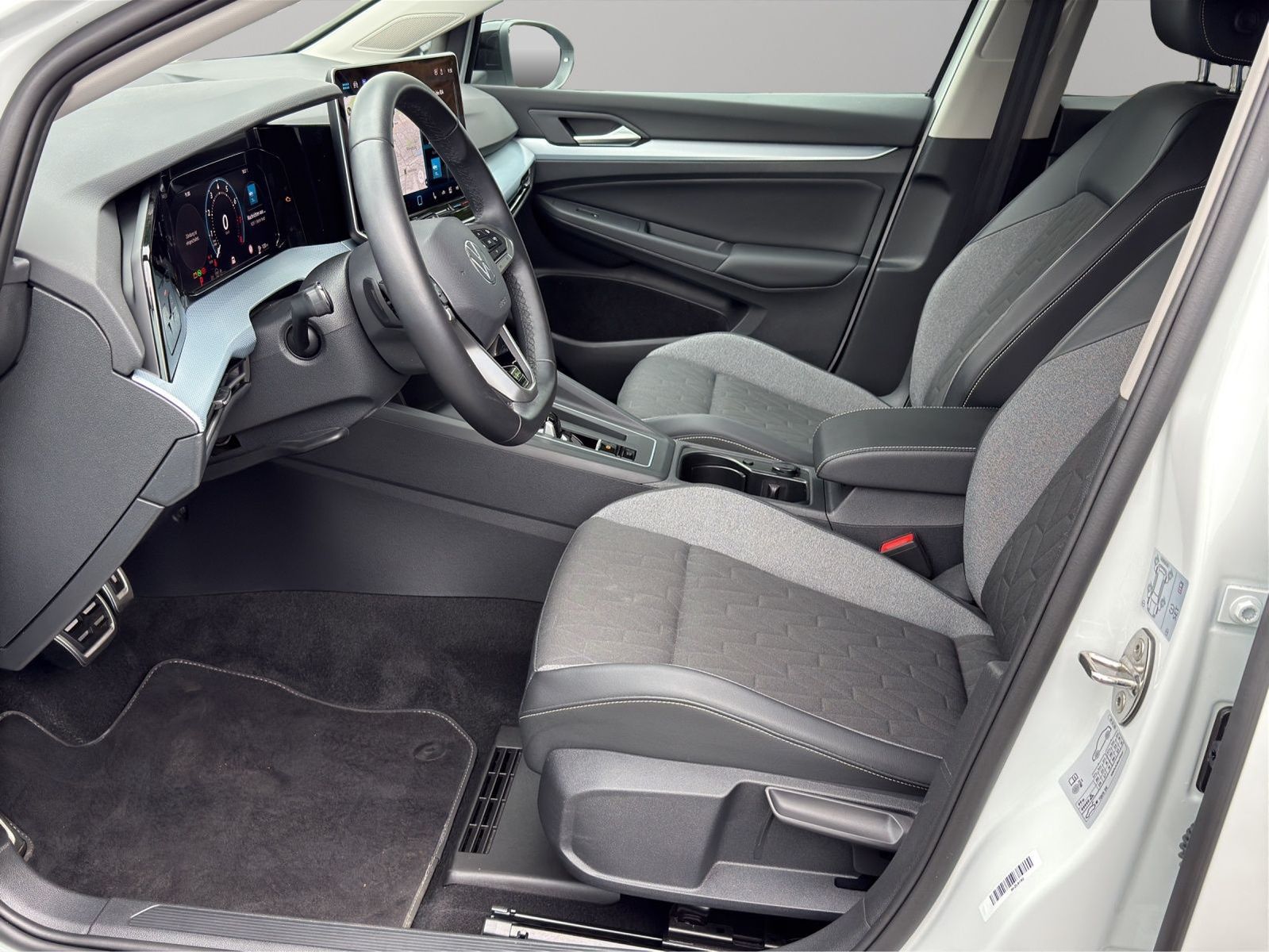 Volkswagen Golf - Bild 9