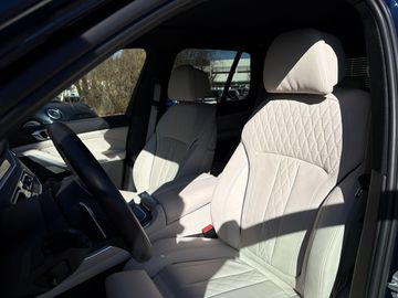BMW X5 xDrive40d  M Sportpaket Head-Up HK HiFi DAB