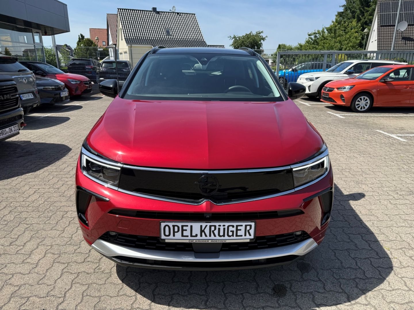 Fahrzeugabbildung Opel Grandland Ultimate 1,2T Navi+Leder+Sitzbelüftung