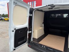 Fahrzeugabbildung Trafic L2H1 DoKa 2.0 130 dCi