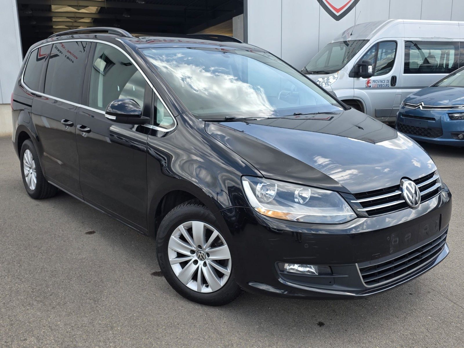 Volkswagen Sharan - 1